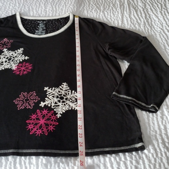 COPY - Snowflake Christmas Long Sleeve. Festive. Holidays - Picture 6 of 8
